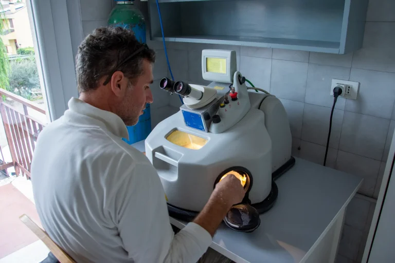 Diennevi Laboratorio Odontotecnico - Forno per le protesi